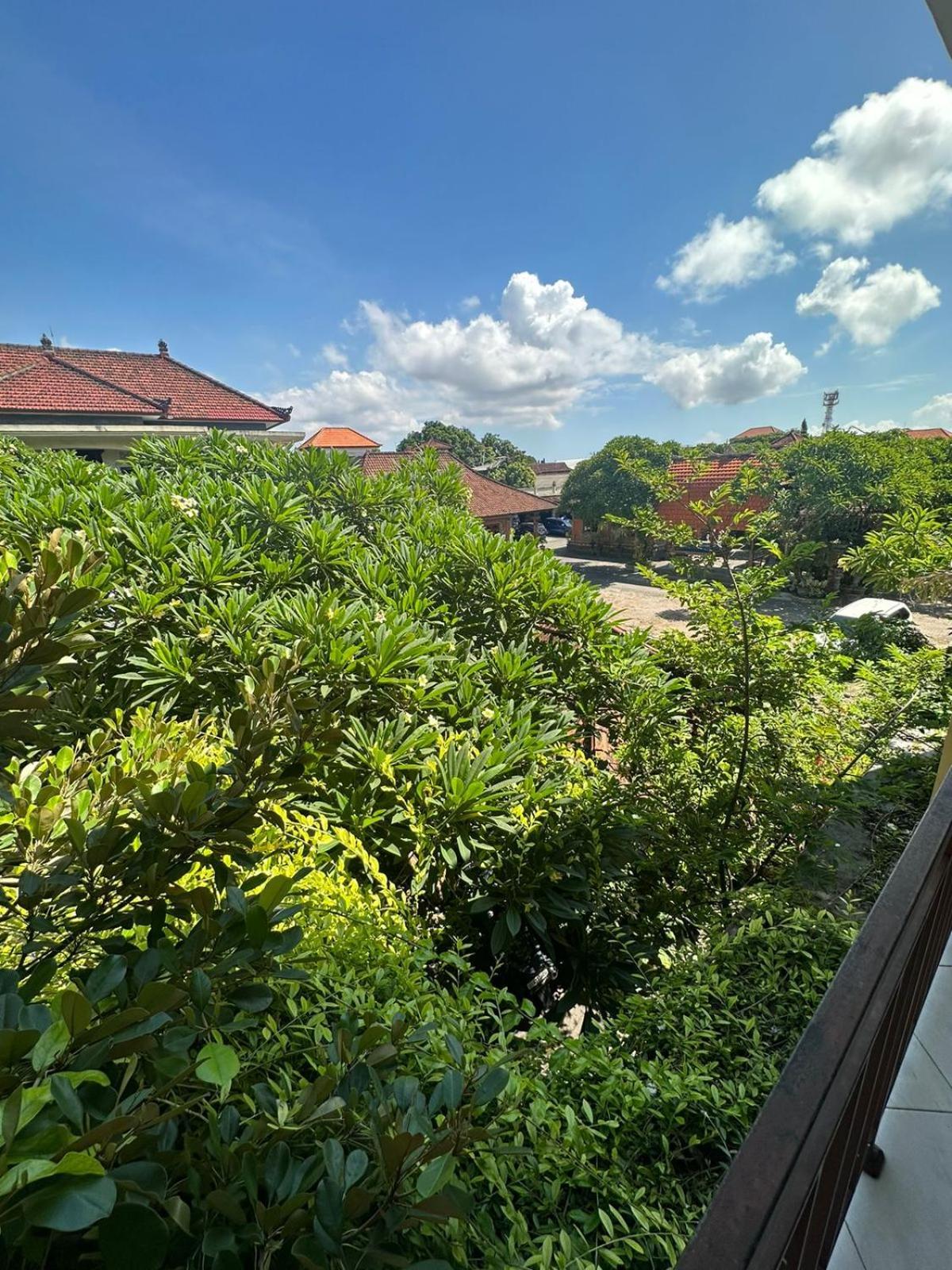ซารี บัวนา เบด แอนด์ เบรคฟาสต์ Hotel กูตา ภายนอก รูปภาพ